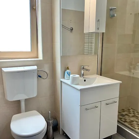 Lotus Twin Apartment